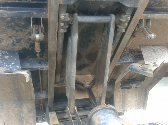 รถบรรทุก 6 ล้อดัมพ์ ยี่ห้อ TOYOTA  DYNA 350    115  แรงม้า..สามารถชมสภาพรถและทดลองขับได้และราคายังสามารถต่อรองได้อีกครับ