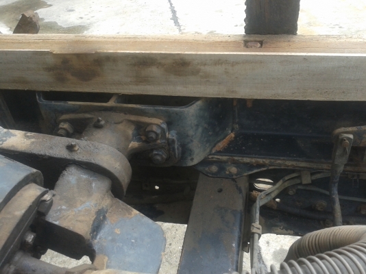 รถบรรทุก 6 ล้อดัมพ์ ยี่ห้อ TOYOTA  DYNA 350    115  แรงม้า..สามารถชมสภาพรถและทดลองขับได้และราคายังสามารถต่อรองได้อีกครับ