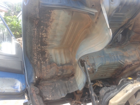 รถบรรทุก 6 ล้อดัมพ์ ยี่ห้อ TOYOTA  DYNA 350    115  แรงม้า..สามารถชมสภาพรถและทดลองขับได้และราคายังสามารถต่อรองได้อีกครับ