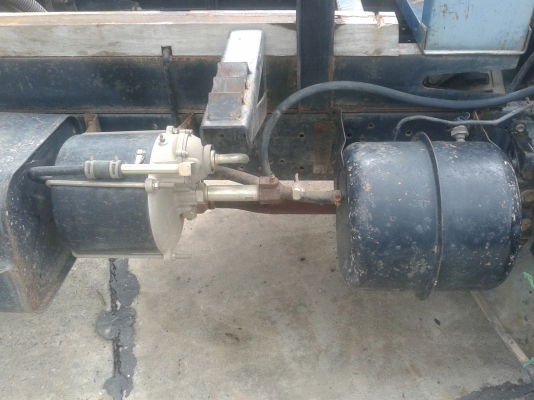 รถบรรทุก 6 ล้อดัมพ์ ยี่ห้อ TOYOTA  DYNA 350    115  แรงม้า..สามารถชมสภาพรถและทดลองขับได้และราคายังสามารถต่อรองได้อีกครับ