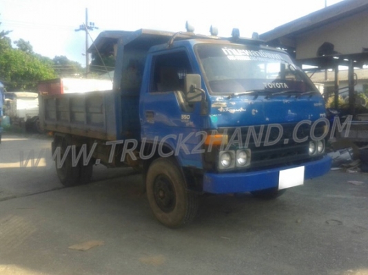 รถบรรทุก 6 ล้อดัมพ์ ยี่ห้อ TOYOTA  DYNA 350    115  แรงม้า..สามารถชมสภาพรถและทดลองขับได้และราคายังสามารถต่อรองได้อีกครับ