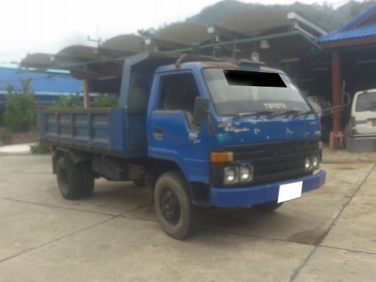 รถบรรทุก 6 ล้อดัมพ์ ยี่ห้อ TOYOTA  DYNA 350    115  แรงม้า..สามารถชมสภาพรถและทดลองขับได้และราคายังสามารถต่อรองได้อีกครับ