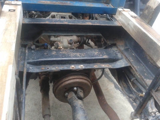 รถบรรทุก 6 ล้อดัมพ์ ยี่ห้อ TOYOTA  DYNA 350    115  แรงม้า..สามารถชมสภาพรถและทดลองขับได้และราคายังสามารถต่อรองได้อีกครับ