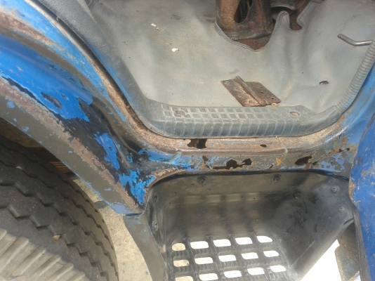 รถบรรทุก 6 ล้อดัมพ์ ยี่ห้อ TOYOTA  DYNA 350    115  แรงม้า..สามารถชมสภาพรถและทดลองขับได้และราคายังสามารถต่อรองได้อีกครับ