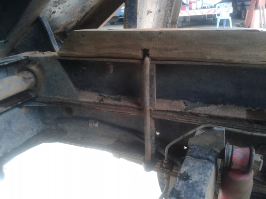 รถบรรทุก 6 ล้อดัมพ์ ยี่ห้อ TOYOTA  DYNA 350    115  แรงม้า..สามารถชมสภาพรถและทดลองขับได้และราคายังสามารถต่อรองได้อีกครับ