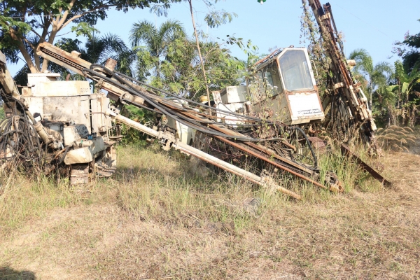 ขายรถเจาะ เหมา 4 คัน