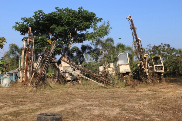 ขายรถเจาะ เหมา 4 คัน