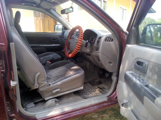 ขายอีซูซุ ดีแม็ก 4ประตู ปี02 รถบ้านเครื่องดีสภาพเดิมใช้รักษา ขายอีซูซุ ดีแม็ก 4ประตู ปี02 รถบ้านเครื่องดีสภาพเดิมใช้รักษา