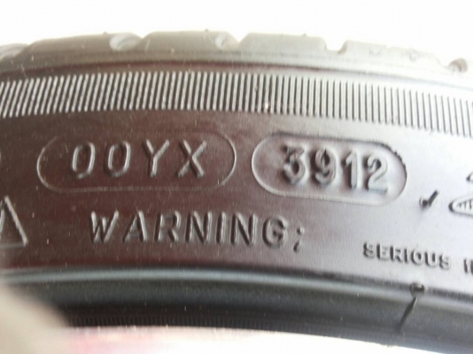 ยางมิชชิลิน 215-45R17 pilot Sport3 ยางสัปดาห์39 ปี 12 คู่ 3900บาท ยางมิชชิลิน 215-45R17 pilot Sport3 ยางสัปดาห์39 ปี 12 คู่ 3900บาท