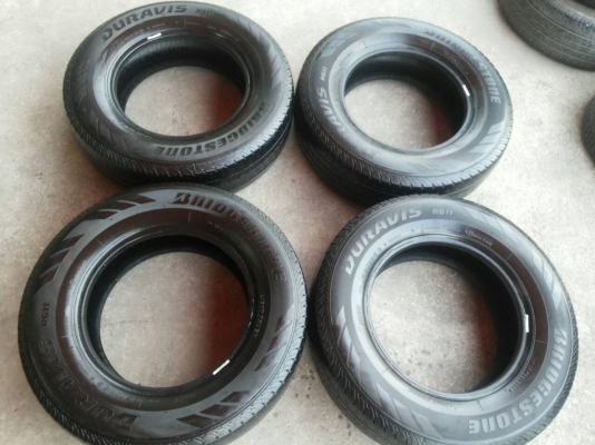 ยางบริสโตน DURAVIS 215-70R15  ยางปี 12 ชุดสี่เส้น 3900บาท