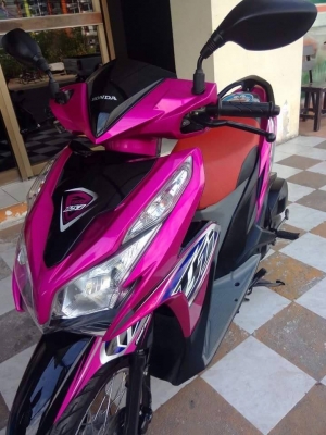 Honda Click 125 i ลายสตีท สีชมพูดำ รถสวยวิ๊งๆเลย คุณภาพดี Honda Click 125 i ลายสตีท สีชมพูดำ รถสวยวิ๊งๆเลย คุณภาพดี