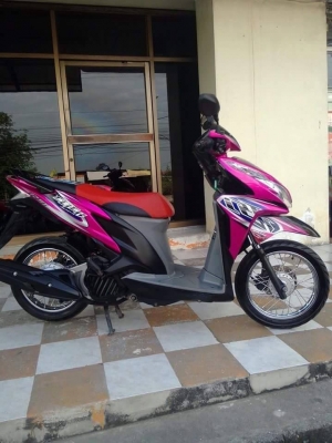 Honda Click 125 i ลายสตีท สีชมพูดำ รถสวยวิ๊งๆเลย คุณภาพดี Honda Click 125 i ลายสตีท สีชมพูดำ รถสวยวิ๊งๆเลย คุณภาพดี