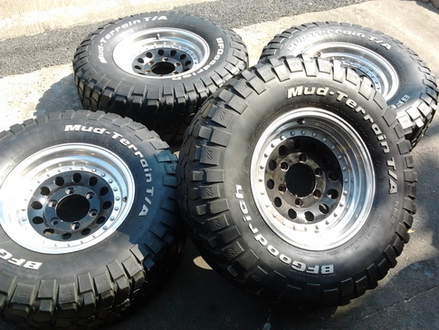 ล้อหยดนํ้า+BF Km2 ขนาด 31/10.5/15 ปี11 สวยๆ 1ชุด