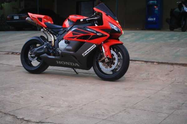 __CBR1000 ปี2005 สรรพสามิตตัวจริง ฿198,000__ __CBR1000 ปี2005 สรรพสามิตตัวจริง ฿198,000__