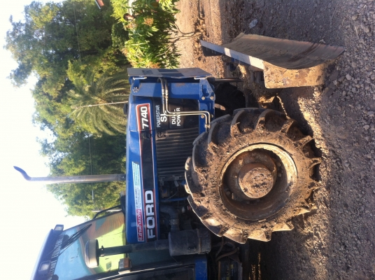 ขายรถไถ Ford 7740 2เพลา
