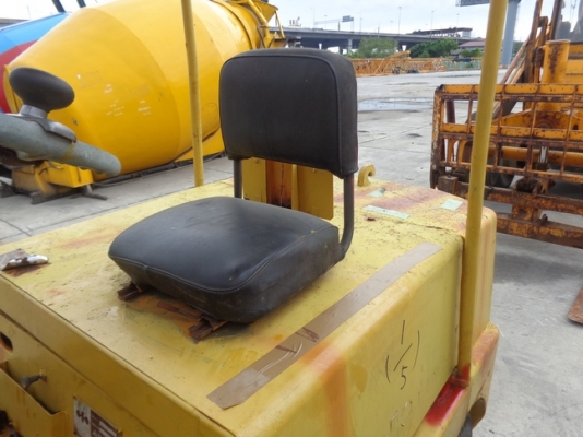 ขาย Forklift Komatsu FD25-6 พร้อมใช้งาน ขาย Forklift Komatsu FD25-6 พร้อมใช้งาน