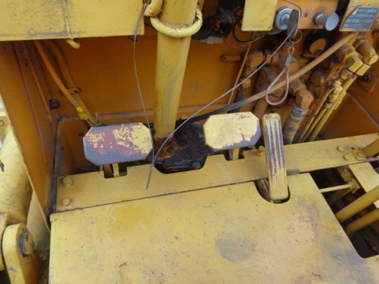 ขาย Forklift Komatsu FD25-6 พร้อมใช้งาน ขาย Forklift Komatsu FD25-6 พร้อมใช้งาน