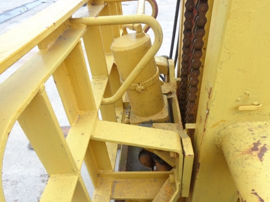 ขาย Forklift Komatsu FD25-6 พร้อมใช้งาน ขาย Forklift Komatsu FD25-6 พร้อมใช้งาน