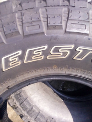 ขายยาง DEESTONE ปี13 สัปดาที่43 เบอร์ 285-75-16ดอกเต็มๆ ราคา 10000 ของอยู่ บางบอน 089-1656554