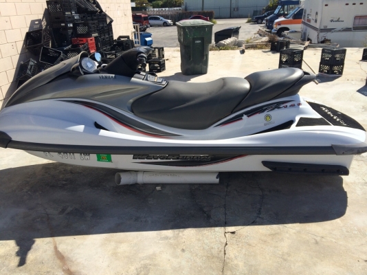เรือเจ็ตสกี YAMAHA FX140 ปี02 สภาพเดิมๆจากรัฐฟลอริดา นำเข้าจากสหรัฐอเมริกา สนใจคุยรายละเอียดก่อนได้ครับ เรือถึงไทยแล้ว สภาพสวยทุกลำ