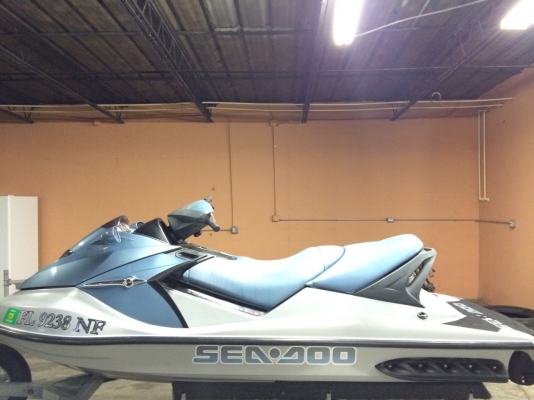 เรือเจ็ตสกี SEADOO GTX215 Supercharged ปี04 สภาพเดิมๆจากรัฐฟลอริดา นำเข้าจากสหรัฐอเมริกา สนใจคุยรายละเอียดก่อนได้ครับ เรือถึงไทยแล้ว สภาพสวยทุกลำ