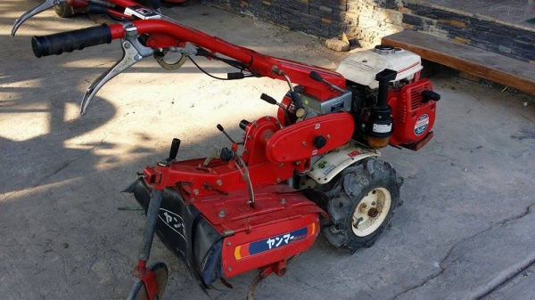 รถพรวนดิน YANMAR ขนาด 5 แรง เก่าญี่ปุ่น เครื่องยนต์ติดง่าย สภาพดีพร้อมใช้งาน รถพรวนดิน YANMAR ขนาด 5 แรง เก่าญี่ปุ่น เครื่องยนต์ติดง่าย สภาพดีพร้อมใช้งาน