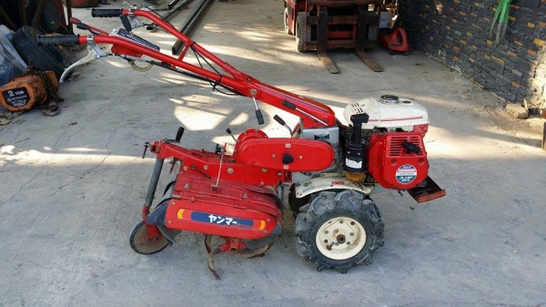 รถพรวนดิน YANMAR ขนาด 5 แรง เก่าญี่ปุ่น เครื่องยนต์ติดง่าย สภาพดีพร้อมใช้งาน รถพรวนดิน YANMAR ขนาด 5 แรง เก่าญี่ปุ่น เครื่องยนต์ติดง่าย สภาพดีพร้อมใช้งาน
