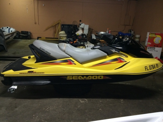 เรือเจ็ตสกี SEADOO GTX Supercharger ปี04 สภาพเดิมๆจากรัฐฟลอริดา นำเข้าจากสหรัฐอเมริกา สนใจคุยรายละเอียดก่อนได้ครับ เรือถึงไทยแล้ว สภาพสวยทุกลำ