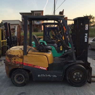 ขายรถ FORKLIFT TCM รุ่น FD30T3 รถนอก เก็บสภาพให้เหมือนรถใหม่