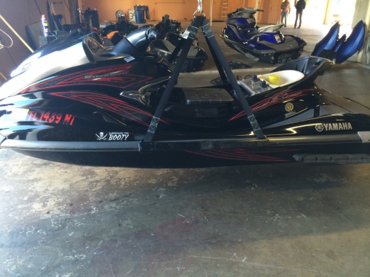 เรือเจ็ตสกี YAMAHA FX HO160 ปี07 สภาพเดิมๆจากรัฐฟลอริดา นำเข้าจากสหรัฐอเมริกา สนใจคุยรายละเอียดก่อนได้ครับ เรือถึงไทยแล้ว สภาพสวยทุกลำ