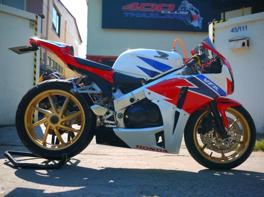 ขาย Nc30 พร้อมทะเบียนแท้ แฟริ่ง Cbr1000 08 สภาพเครื่องสดๆพร้อมออกทริป