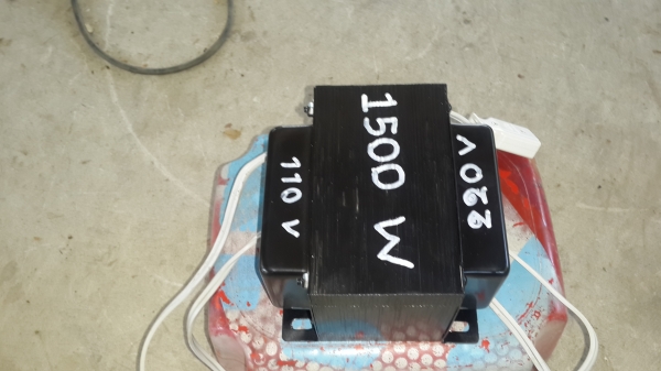 หม้อแปลงไฟ 110vเป็น 220v ขนาด 1500 w
