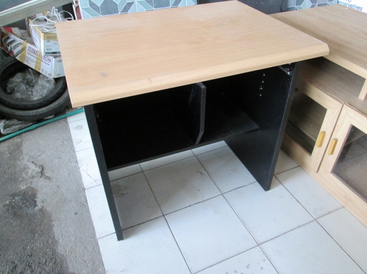 ของดีใหม่ๆลดราคาOKครับ   ตูัเอกสาร  งานออฟฟิตครับ   โต๊ะคอมฯ   ตู้เอกสาร  โต๊ะวางทีวี