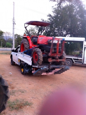 ขายคูโบต้าL4508 ตัวรถพร้อมโรตารี่ ราคา200000.คับ ( 087-2016577 เหลียง เจ้าของรถคับ ) ลูกค้าจากสิงบุรีคับ ขายคูโบต้าL4508 ตัวรถพร้อมโรตารี่ ราคา200000.คับ ( 087-2016577 เหลียง เจ้าของรถคับ ) ลูกค้าจากสิงบุรีคับ