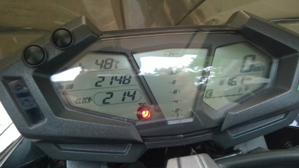 Z800 สภาพสวย วิ่ง 2000 มีของแต่ง ถูกๆ ต่อรองได้ จัดส่งฟรี สวยๆจ้า