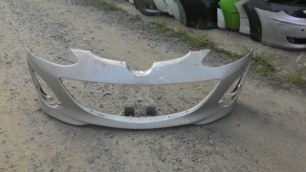 กันชนหน้า  MAZDA2 ของแท้มืสอง