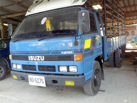 ขายรถบรรทุกอีซูซูNPR วางเครื่อง 110 แรงม้าแน่นมากๆ ขายรถบรรทุกอีซูซูNPR วางเครื่อง 110 แรงม้าแน่นมากๆ