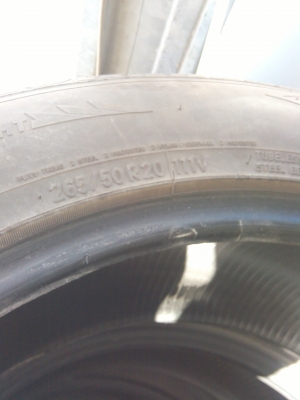 ขายยาง Toyo  265/50/R20   ปี 10 1ชุด 4 เส้น