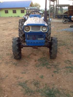 ขายคูโบต้าL2601DT 4WD ราคา78000 ขายคูโบต้าL2601DT 4WD ราคา78000