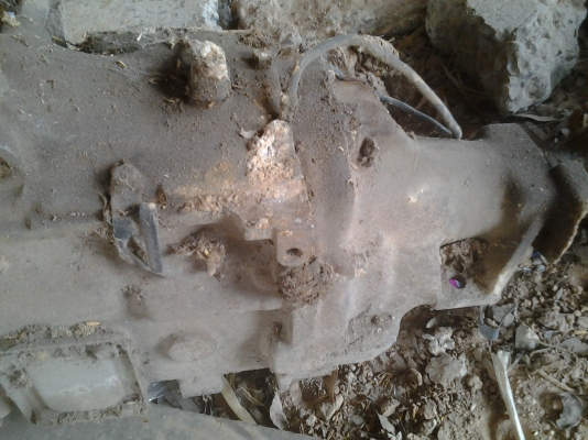 ขายตามสภาพเกียร์นิสสันคาร์บอนสีล้อกลางไว้ทำอีแตน ขายตามสภาพเกียร์นิสสันคาร์บอนสีล้อกลางไว้ทำอีแตน