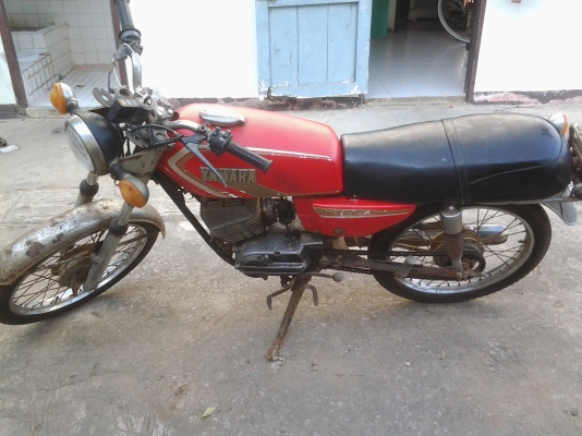 Yamaha RX100 สายเดิมๆ คลาสสิค เครื่องฟิตสตาร์ติดง่าย .ไม่มีเล่ม ส่งได้ต่อได้ Yamaha RX100 สายเดิมๆ คลาสสิค เครื่องฟิตสตาร์ติดง่าย .ไม่มีเล่ม ส่งได้ต่อได้