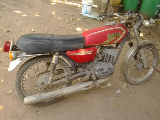 Yamaha RX100 สายเดิมๆ คลาสสิค เครื่องฟิตสตาร์ติดง่าย .ไม่มีเล่ม ส่งได้ต่อได้