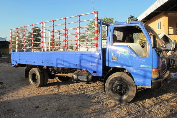 ขาย รถบรรทุก 6 ล้อ