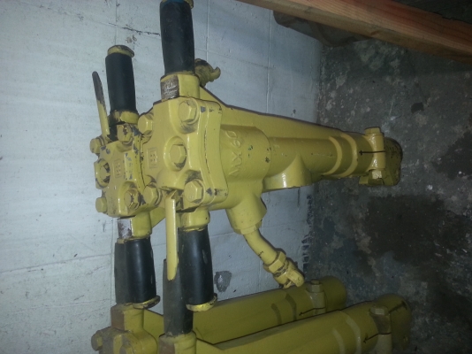 ขายเครื่องแย๊กๆ ยี้ห้อ IR ตัวละ 19000 บาทพร้อมหัว ขนาด 35 KG