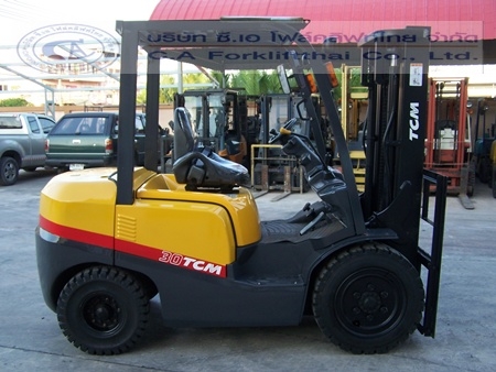 ขายรถ โฟล์คลิฟท์ TCM รุ่น FD30T3