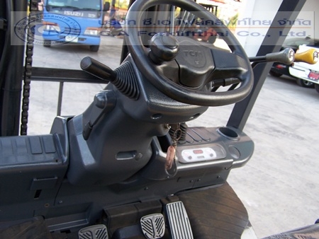 ขายรถ โฟล์คลิฟท์ TCM รุ่น FD30T3