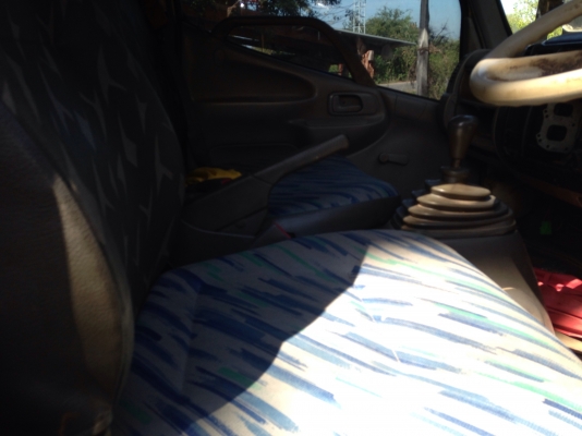 ขาย 6 ล้อ Hino Dutro 130 แรง Turbo เครื่อง WO4D รถสวย ขาย 6 ล้อ Hino Dutro 130 แรง Turbo เครื่อง WO4D รถสวย