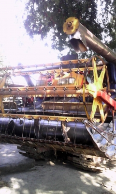 ขายรถเกี่ยวข้าว ไทยเส็งยนต์ ปี52