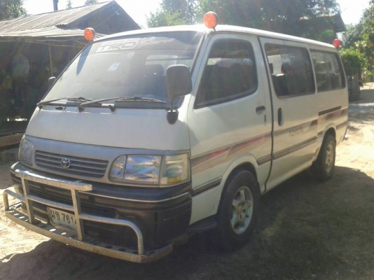 ขายรถตู้สภาพพร้อมใช้งาน TOYOTAหัวจรวจปี39 สภาพพร้อมใช้งาน เครื่องดีแชชซีเดิม ภายในสวย แอร์เย็น