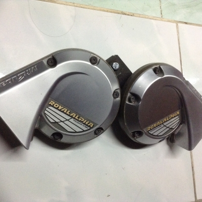 แตร์รถยนต์ Royal APha สภาพสวยกริ๊บบ Made In Japan